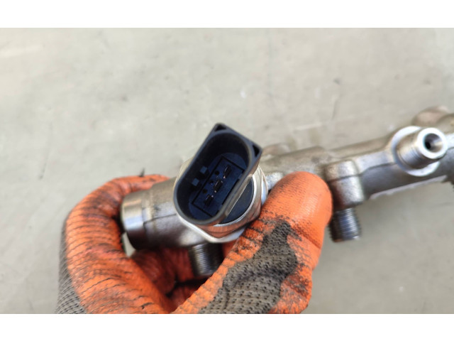 Топливная рампа 059130090BT   Audi A7 S7 4G  