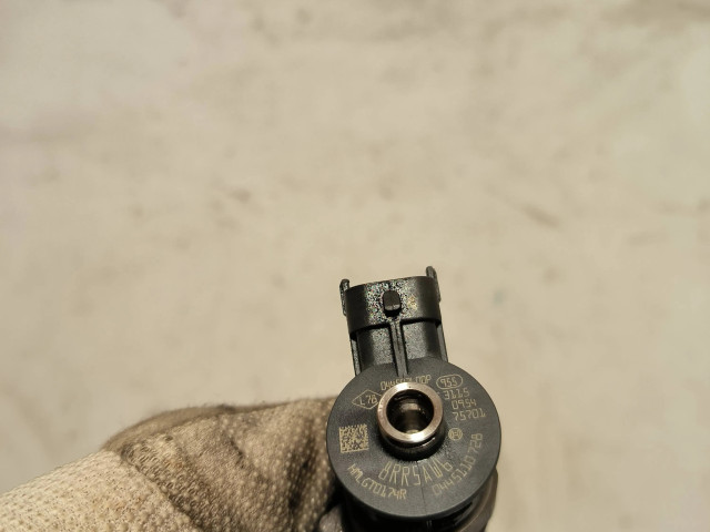 Форсунка 0445110728    Nissan X-Trail T32 для дизельного двигателя M9RA868 2