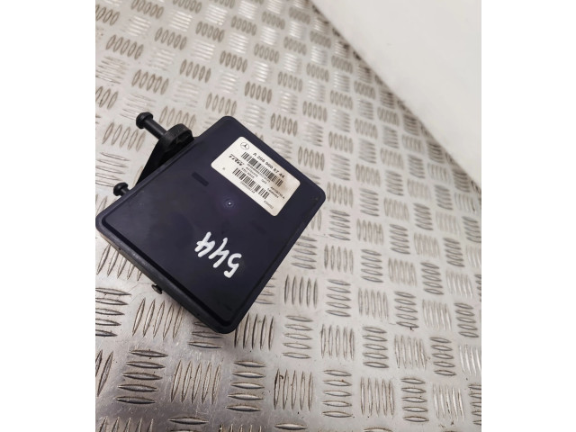 Jednotka ABS A2059005744   Mercedes-Benz C W205 2019