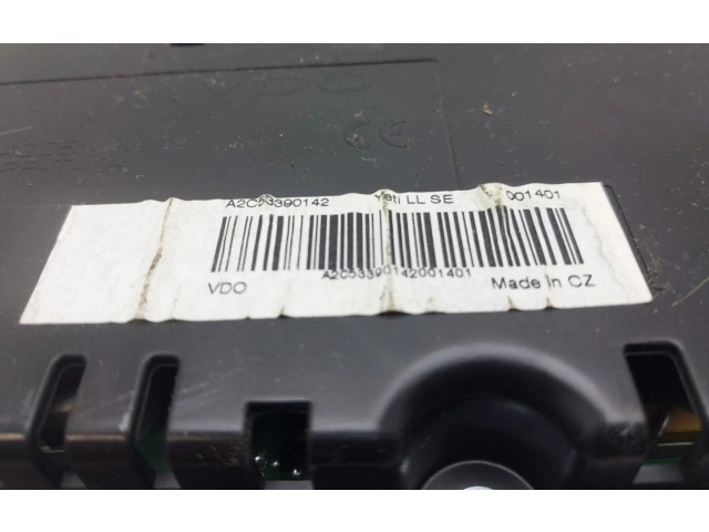 Панель приборов 5L0820800H Skoda Yeti (5L)