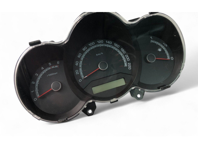 Панель приборов 940041P510 KIA Venga