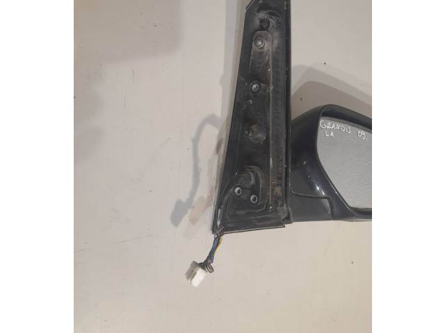 Зеркало электрическое Mitsubishi Grandis - года