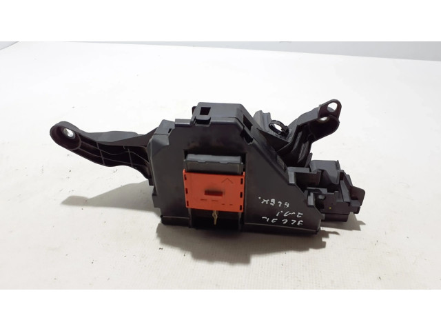 Блок предохранителей A2135403739   Mercedes-Benz GLC C253    