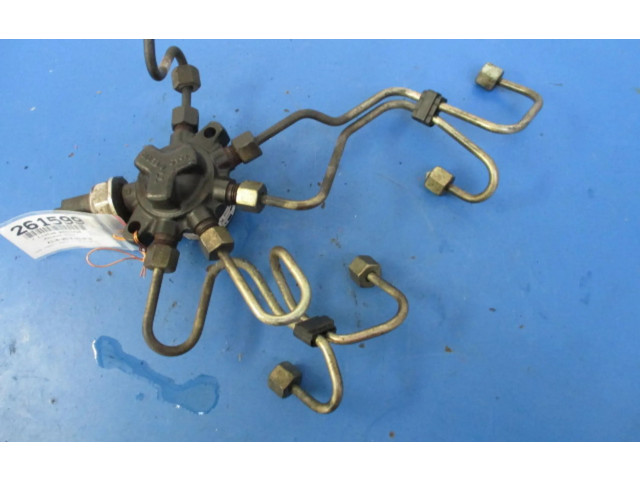 Топливная рампа 8200057345, 8200057345   Renault Clio II   для двигателя ---