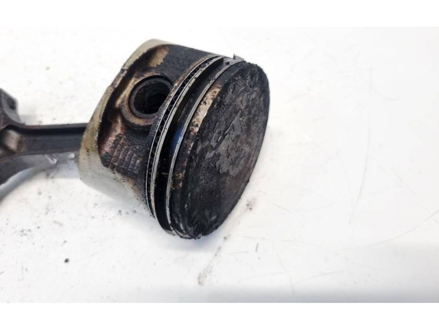 Píst Chrysler Voyager