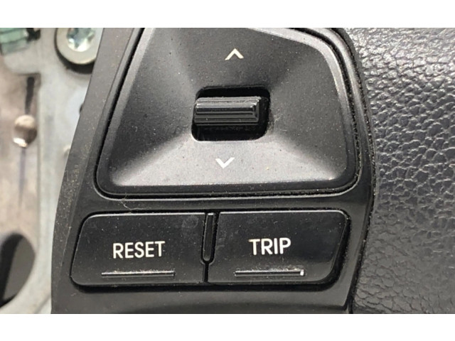 Руль KIA Rio 2012 - 2016 года