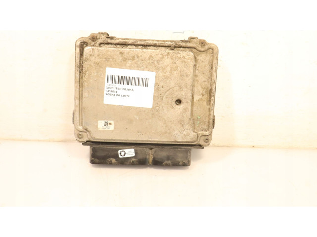 Блок управления двигателем Блок управления 0281013260   Volkswagen PASSAT B6