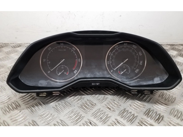 Панель приборов 3V0920941A   Skoda Superb B8 (3V)       