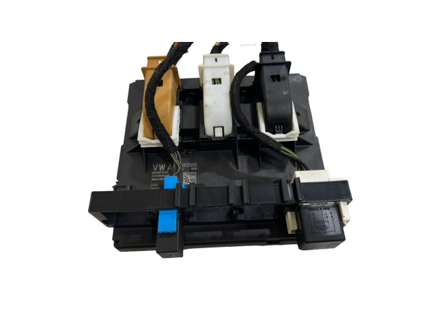 Блок комфорта 5K0937085R, S0068 Volkswagen Caddy