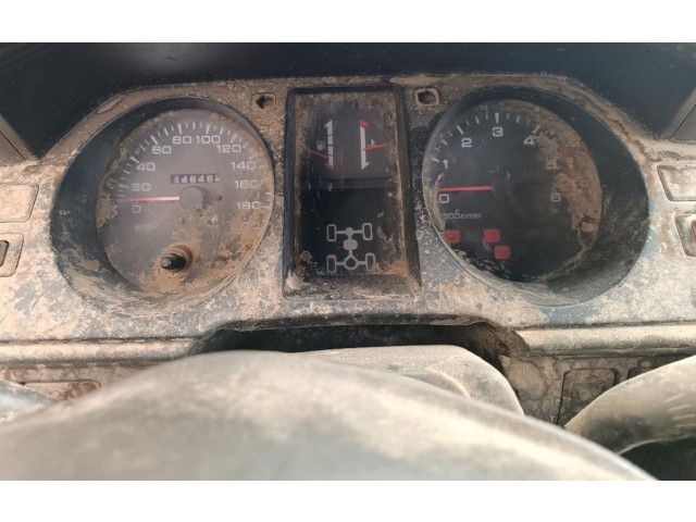 Панель приборов MR298406 Mitsubishi Montero