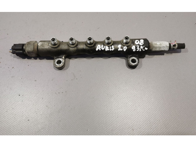 Vstřikovací lišta Toyota Auris 150