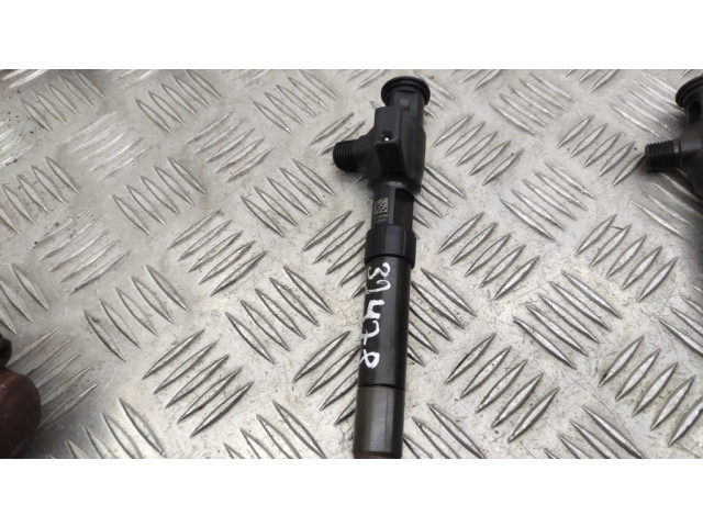 Vstřikovač 228358342, 28384347 Peugeot Boxer pro naftový motor 2.0