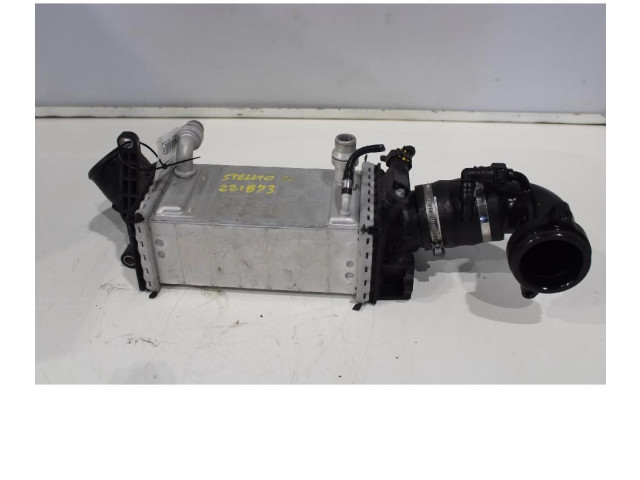 Интеркулер  HW291004   Alfa Romeo Stelvio 