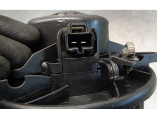 Вентилятор печки 13263279, 5242673401 Opel Meriva B