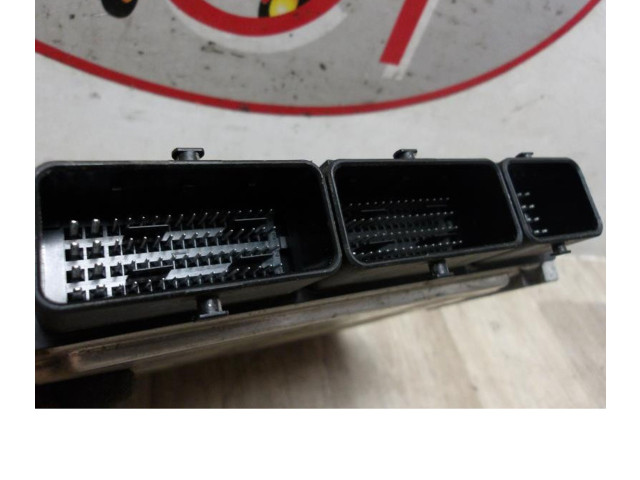 Блок управления двигателя Dacia Lodgy