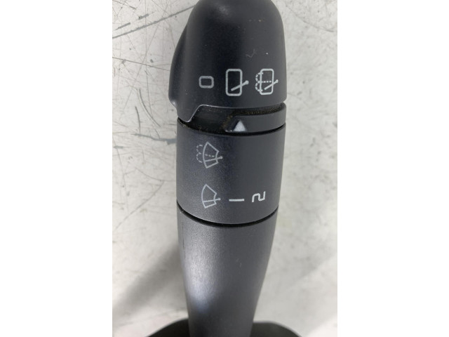 Ручка стеклоочистителей 142701 Renault Clio II