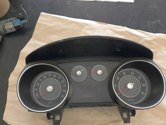 Přístrojová deska Alfa Romeo MiTo 2008 Y50001