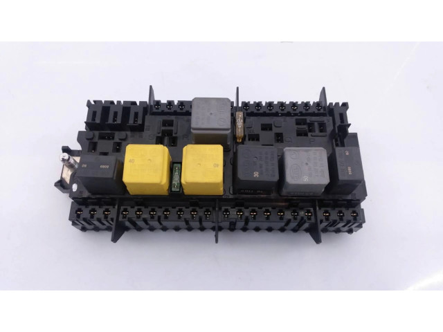 Pojistková skříňka Řídící jednotka BSM Infiniti QX30 2016