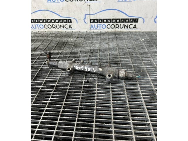 Топливная рампа Subaru Forester SH для двигателя EE20