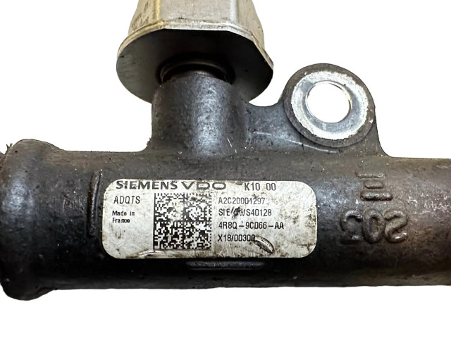 Топливная рампа 4R8Q9C066AA, A2C20001297 Jaguar S-Type 2.7