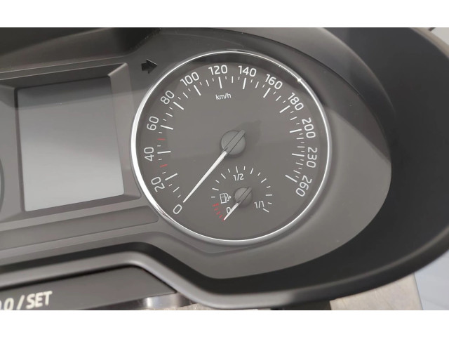 Панель приборов 5E0920861A Skoda Octavia Mk3 (5E)