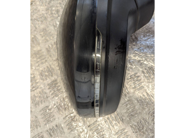 Zpětné zrcátko  Volkswagen Tiguan 2017    