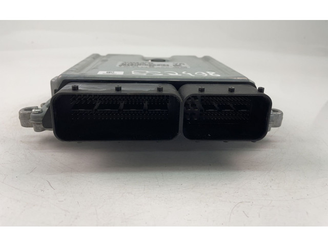 Блок управления двигателем Блок управления 31303095AC, 0281016616   Volvo V70