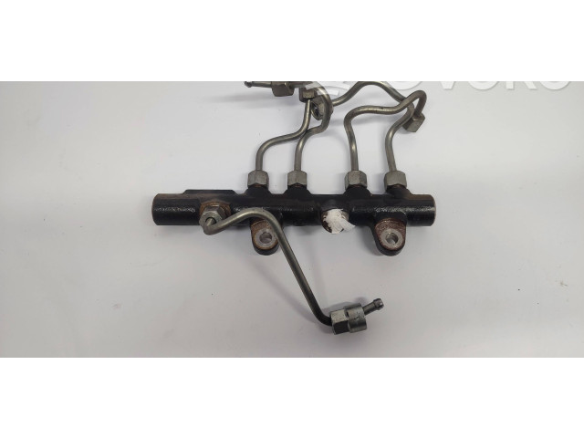 Магистральная трубка топлива