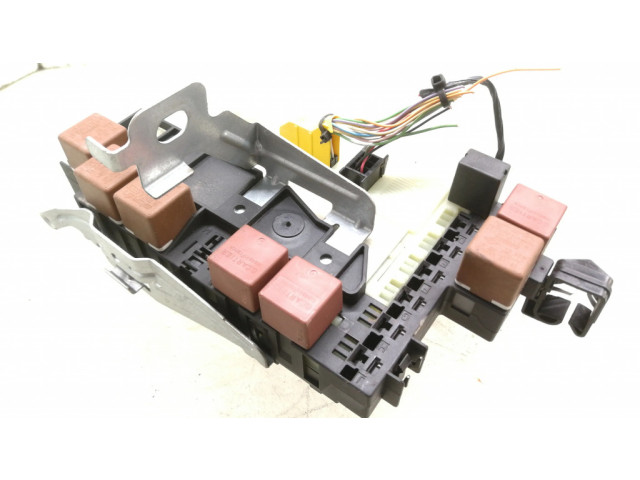 Pojistková skříňka 7700411319, P7700411319C Renault Clio II 1998