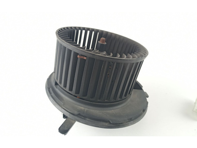 Вентилятор печки 1K1819015, 983226N Volkswagen Caddy