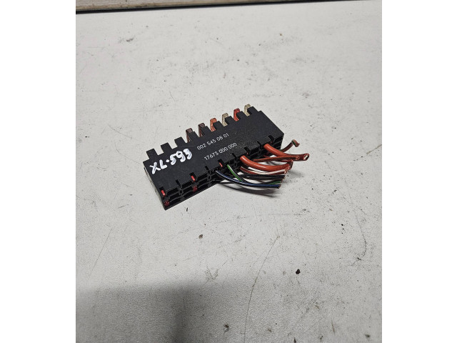 Блок предохранителей 0025450801, 17673000000   Mercedes-Benz A W168    