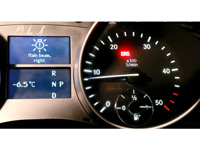 Панель приборов A2515400648, A2515402311   Mercedes-Benz R W251       