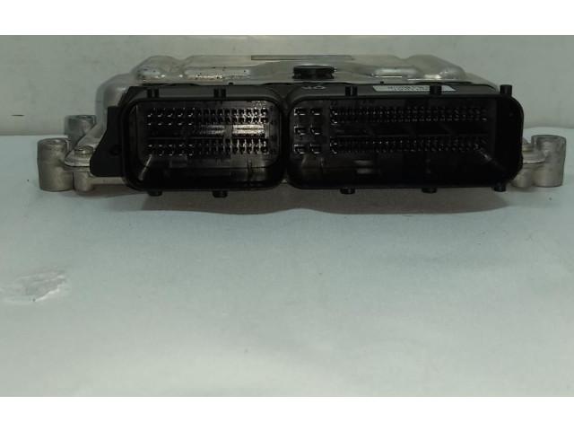 Блок управления двигателем Блок управления 391F204DC0 KIA Ceed