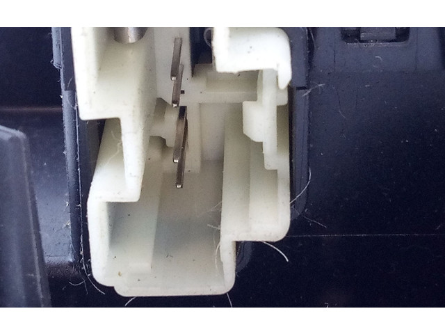 Подушка безопасности водителя BK2T14A664BA, E3-B3-25-1   Ford Transit -  Tourneo Connect