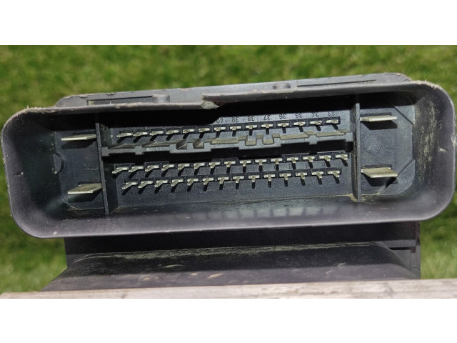 Блок АБС 2S612M110CE, D351437A0B Ford Fiesta 2002-2005 года