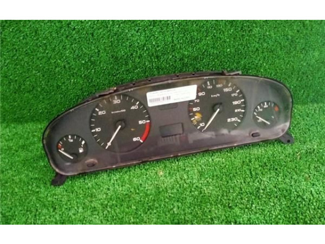 Přístrojová deska  Peugeot 406 1999 9630372780, RHZ  