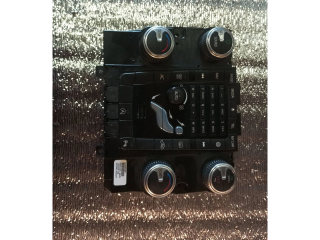 Блок управления климат-контролем 31398588, SN2001562527   Volvo V60