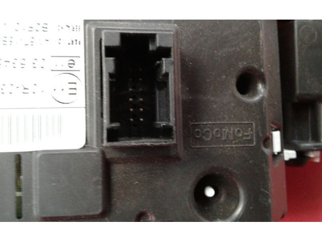 Дисплей    AM5T, 18B955   Ford Focus