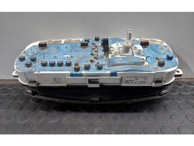 Панель приборов MR117528 Mitsubishi L200