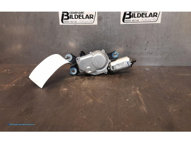 Моторчик заднего дворника 31290787    Volvo V70