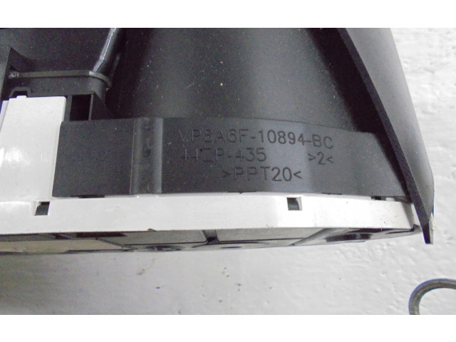 Přístrojová deska Ford Fiesta 2009 8A6F10894BC