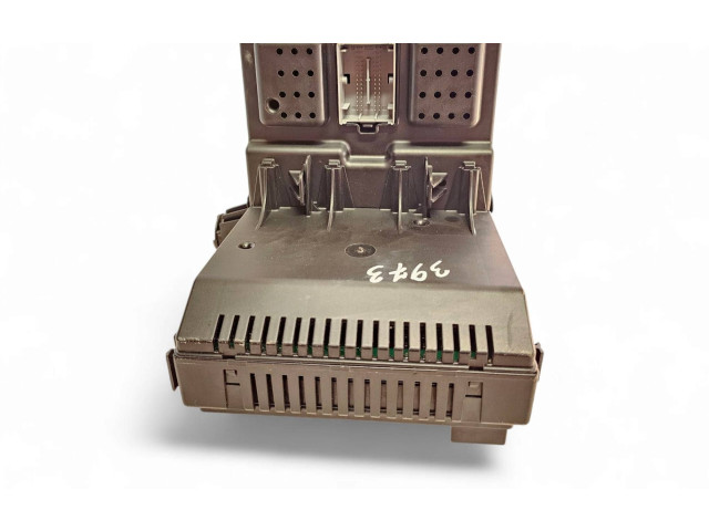 Блок предохранителей 30765643, 28043320   Volvo XC90    