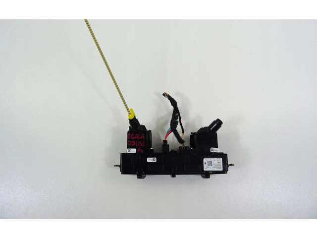 Блок управления климат-контролем 654820045D   Skoda Scala