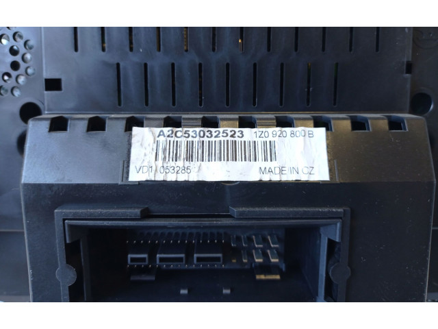 Панель приборов 1Z0920800B, 326785   Skoda Octavia Mk2 (1Z)       