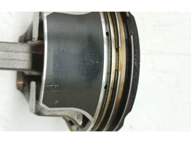 Поршень с шатуном 86L134, M156D Maserati Ghibli