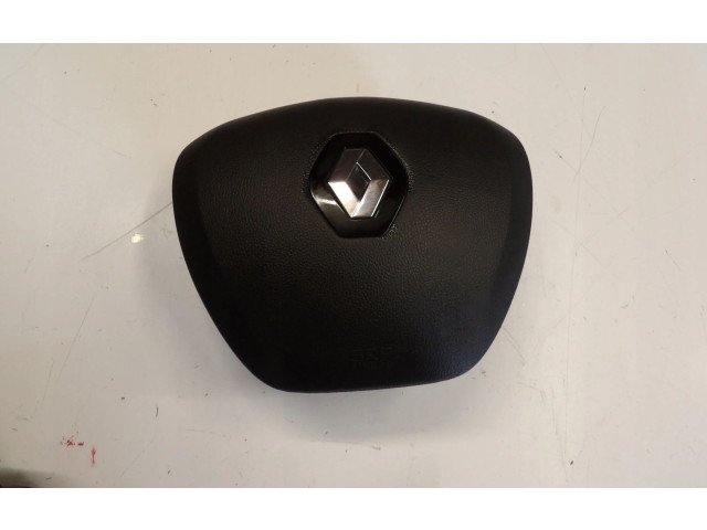 Подушка безопасности водителя Renault Clio IV