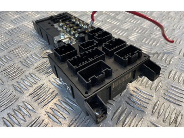 Блок предохранителей 8678449, 518827019   Volvo XC90    