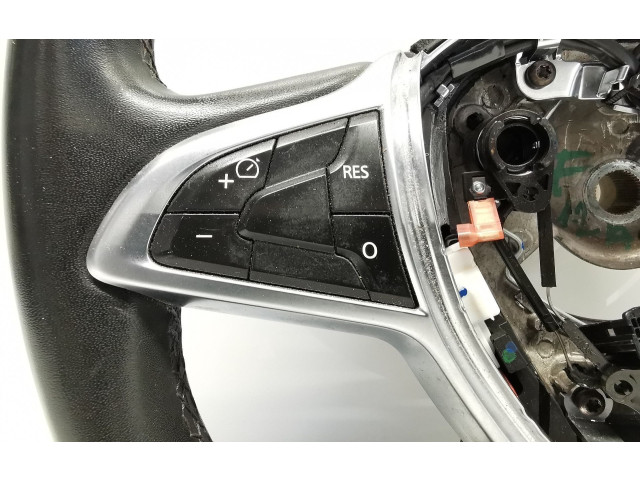 Руль Dacia Duster 484007487R