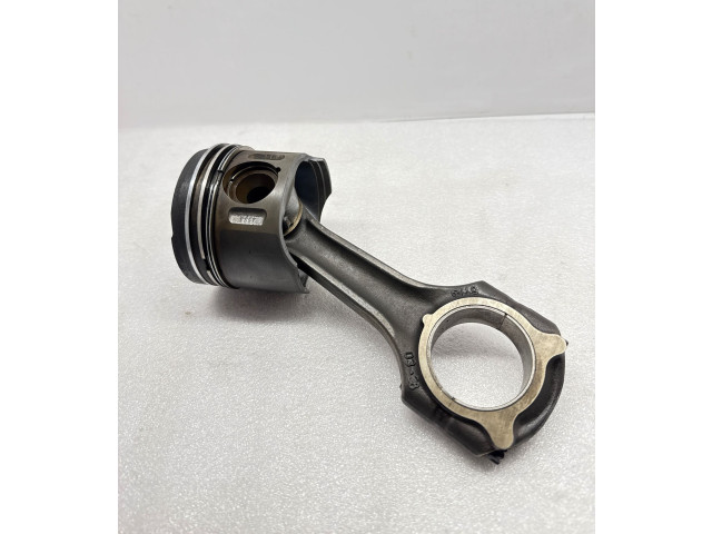 Поршень с шатуном 8857 Jeep Grand Cherokee (WJ)