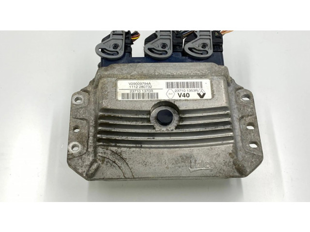 Řídící jednotka 237101353R, 237101370R Renault Megane III 2011